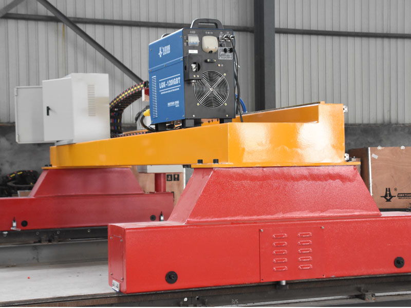 濟南龍門式數(shù)控切割機的發(fā)展趨勢不可小視