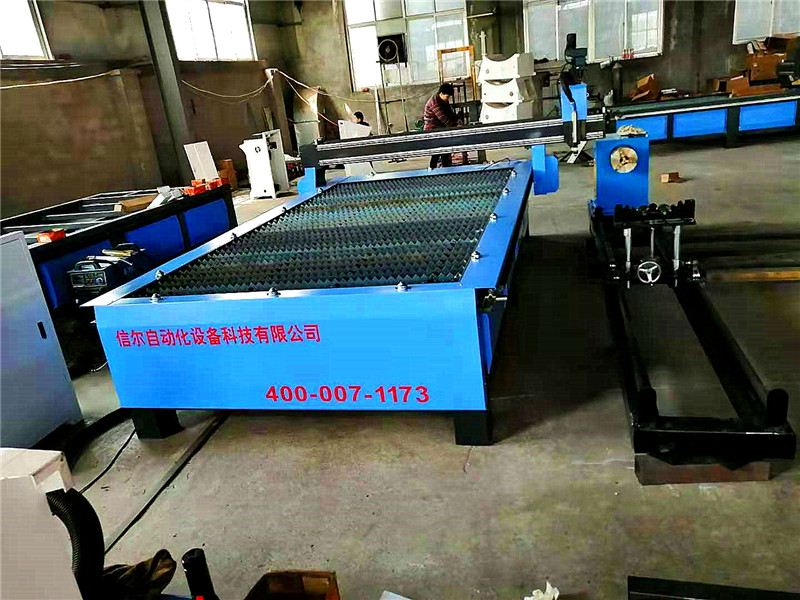 臺式數(shù)控切割機(jī)圖片003