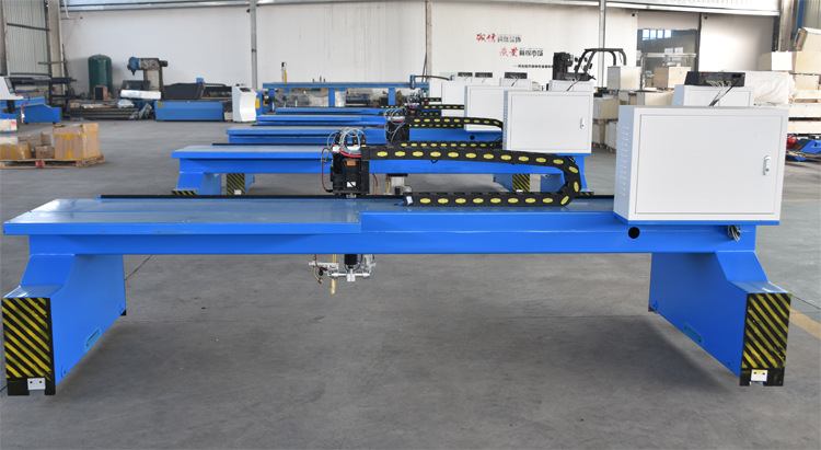 龍門(mén)式數(shù)控等離子切割機(jī)的操作注意事項(xiàng)