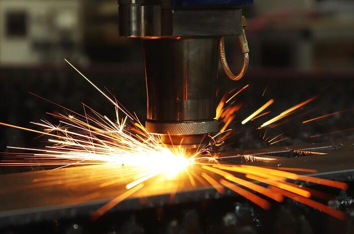 激光切割機(jī)可以加工生銹的材料嗎？有什么注意事項(xiàng)？