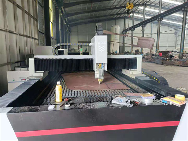 光纖激光切割機(jī) 光纖激光切割機(jī)